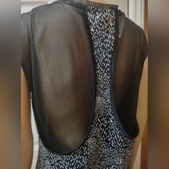 Fabletics women's size XS extra small blouse shirt top - Picture 5 of 6